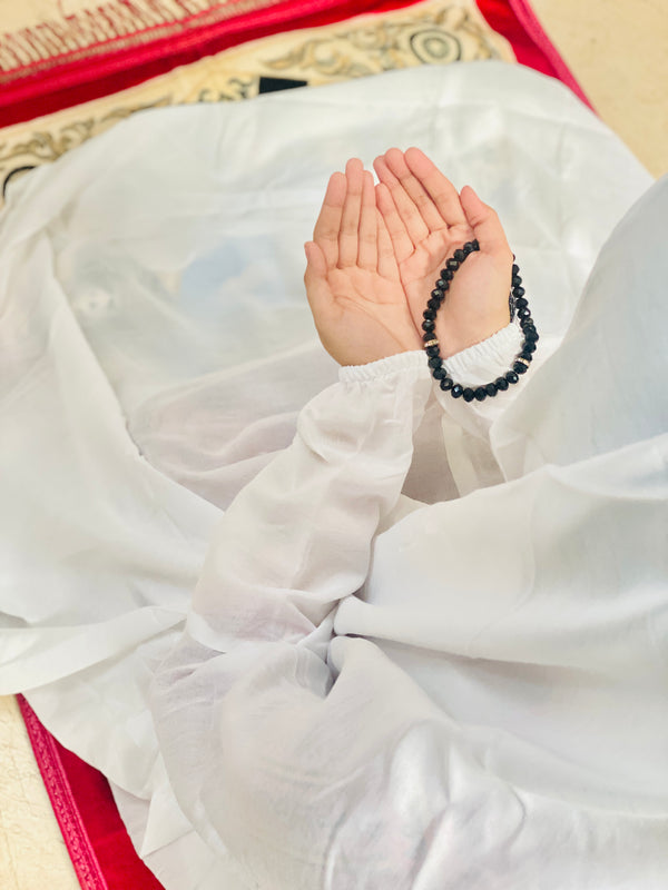 Namaz Chaddar with Sleeves- Solid white