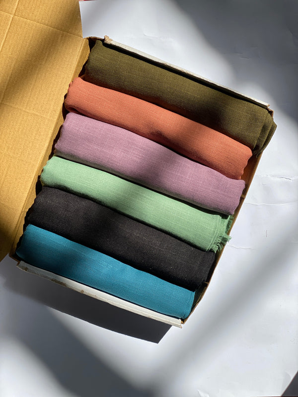 Turkish Lawn - Bundle of 6 with cap and pins